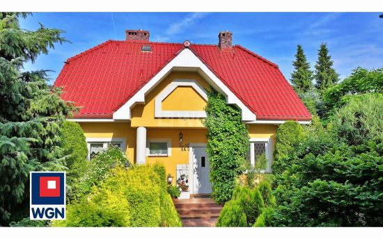 Dom na  sprzedaż Baczyna - Dom z bajecznym ogrodem i garażem na 5 aut